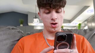 Fucking hell stepsis, sending me nudies now?!