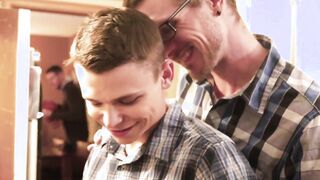 The guest Alex Killian bare fucking the host's boy Austing Young over the stove