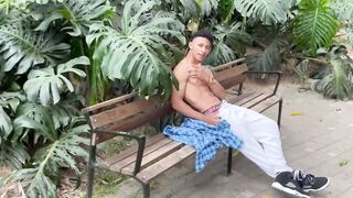 EastBoys A big dick and big cum