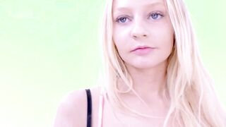 Super Hot Babe with Big Boobies has Sex Porno Casting