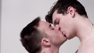 Luke Hudson jerks himself off as the whole length of Ethan's cock slides into his bon