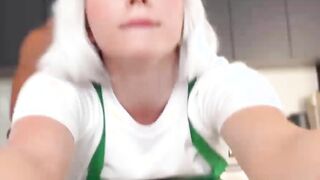 Blonde Stepsister in Shorts Offered to R