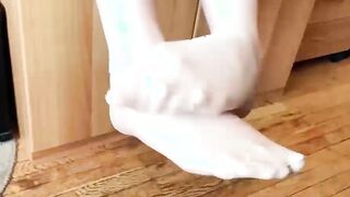 Stepsister Sucks and Jumps on Dick in Ye