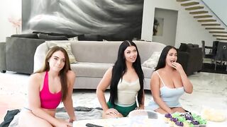 Big butts lined up for foursome free use fun