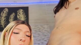 Blonde Ts Loves Eating Shecock On Cam