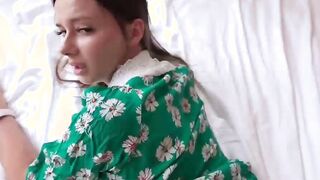 Nude Surprise Julie Jesss Stepbrother Cumshot