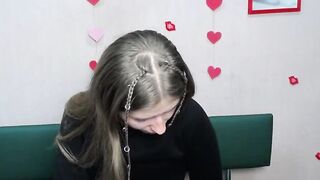 Blonde Ukrainain masturbates on webcam