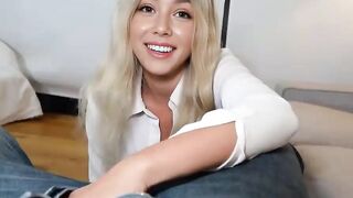 Cheating Girlfriend gives Landlord a Tit