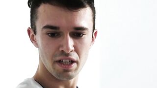 Ethan is eardropping on his bisex crush