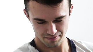 Ethan is eardropping on his bisex crush