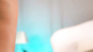 Hottie Sonique Cross Has Fun with Her Vibrator