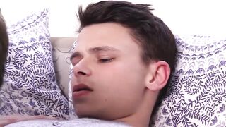 Geeky older roomate versus horny teen