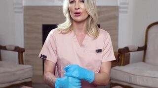 Andi Avalon is a handjob expert MILF
