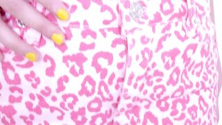 Girl looks Super Cute Blowing Long Cock Teen Castings