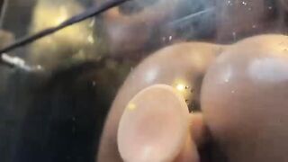 I have Lesbian Sex with my best Friend in the Shower