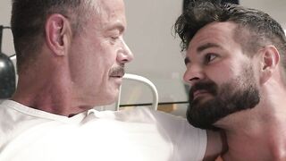 Gay Kyle Steele bareback fucked by his stepuncle Reece