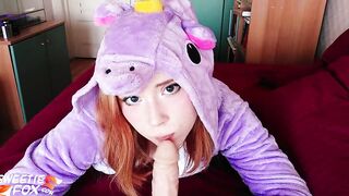 Teenagers Masturbate Cunt Dildo - Hottie Solo into a dragon costume