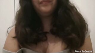 Pinay Hot solo amateur MelanieQuezon offer her first penis rating