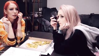 She made her dream come true and screwed her bimbos friend - MolllyRedWolf