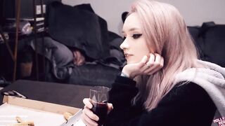 She made her dream come true and screwed her bimbos friend - MolllyRedWolf