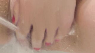 Water jet masturbation and real orgasm from Hottie ex-wife - Close Up Clitoris Play