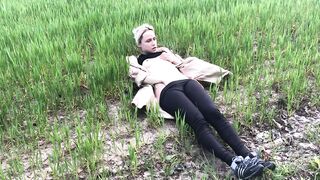 masturbate outdoors outdoors field