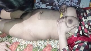 दोस्त की बीबी...