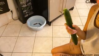 beurette eats penis cucumber double anal bj and penetration candy scott | CAM4