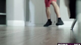 "His Penis Is Big I Just Want To View It" Tough Love 3 Way Fucked S12:E2