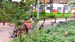 Passeio nas fases de covid nas ruas de São Paulo  acaba em foda com entregador de ifood na sacada do prédio