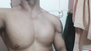 The Crazy Mike Bae is going to masturbate for a client and Enjoying recording him giving that Hot creampie