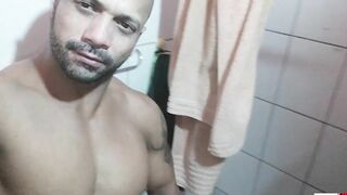 The Crazy Mike Bae is going to masturbate for a client and Enjoying recording him giving that Hot creampie