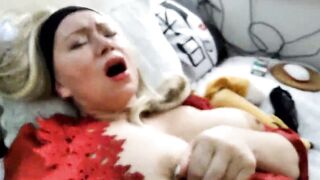 Friendly old woman inside red, or Hot fucking solo & non-solo )))