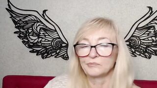 Blonde amateur MILF IngritSno flashing boobs on webcam