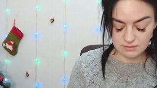Amateur babe on webcam on Xmass Eve