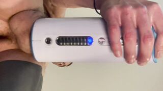 AutoBlow Ultra - Hoss Kado's new sex toy