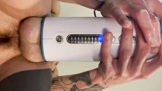 AutoBlow Ultra - Hoss Kado's new sex toy
