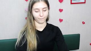 Young Ukrainian babe TaliaSunshin poses on webcam