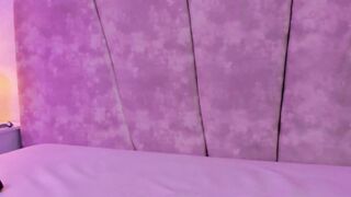 Horny Ts Cums As She's Fuck From Behind