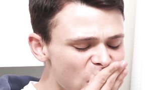 Teen Austin having a jerk off lesson