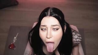 GORGEOUS GIRL ASKING FOR a CUMSHOT