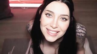 GORGEOUS GIRL ASKING FOR a CUMSHOT