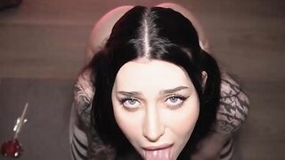 GORGEOUS GIRL ASKING FOR a CUMSHOT