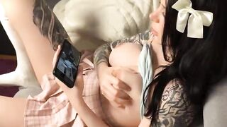 HUGE SQUIRT WHILE WATCHING PORN