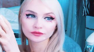 Sexy Blonde Has Fun with Her Boyfriend's Dick