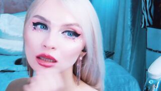 Sexy Blonde Has Fun with Her Boyfriend's Dick