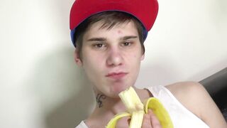 Teen boy enjoys a hand of stranger on his dick EastBoys