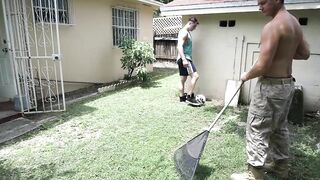 Muscle stepbro seduced me for a quickie