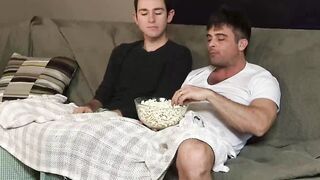 Hunky stepdad Lance Hart popped my ass after making him popcorn