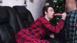 My white haired stepdad Sherman Maus drills my ass while waiting for Santa